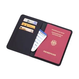 Troika Slim Passholder